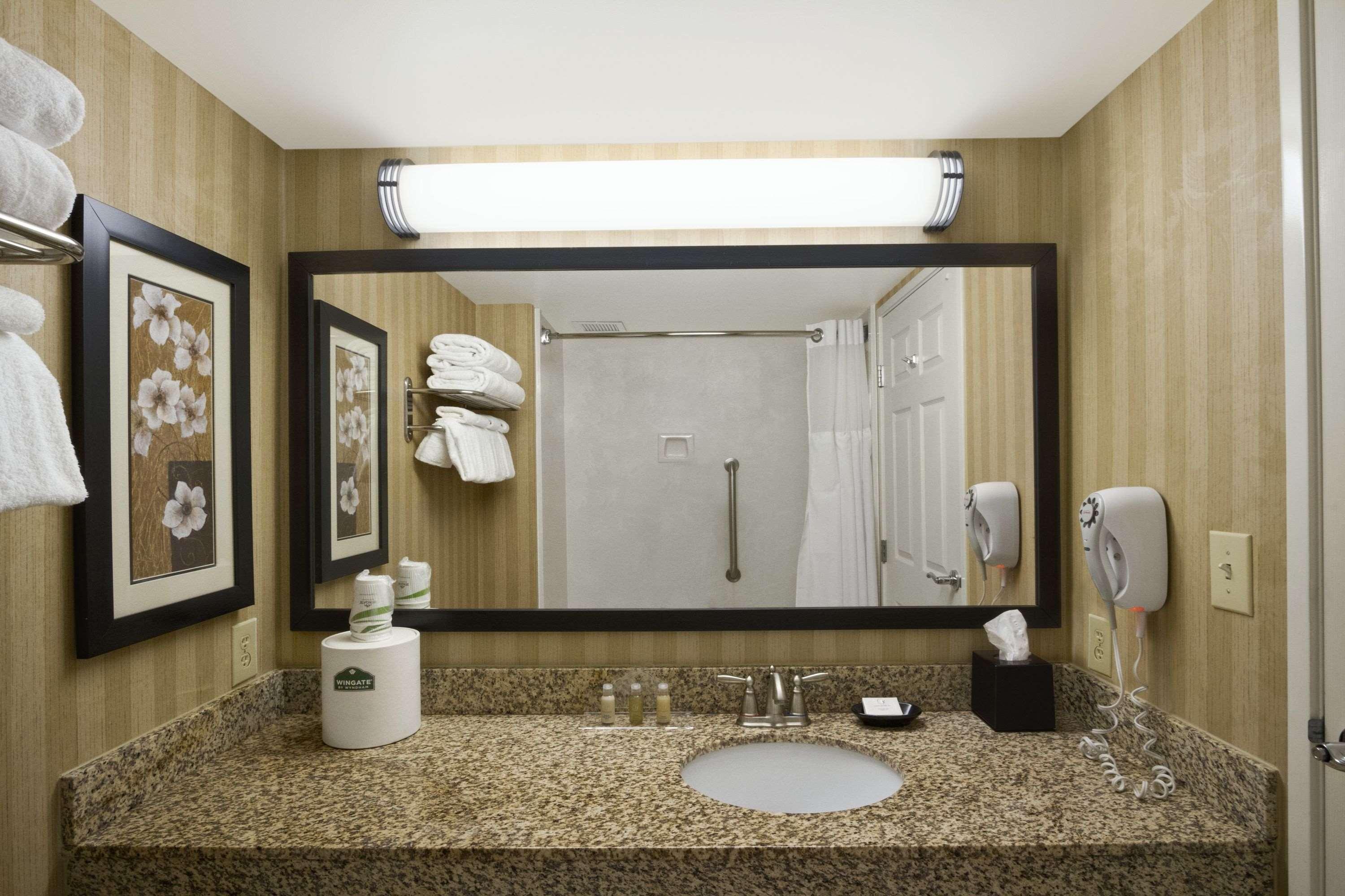 Spark By Hilton Greensboro Εξωτερικό φωτογραφία