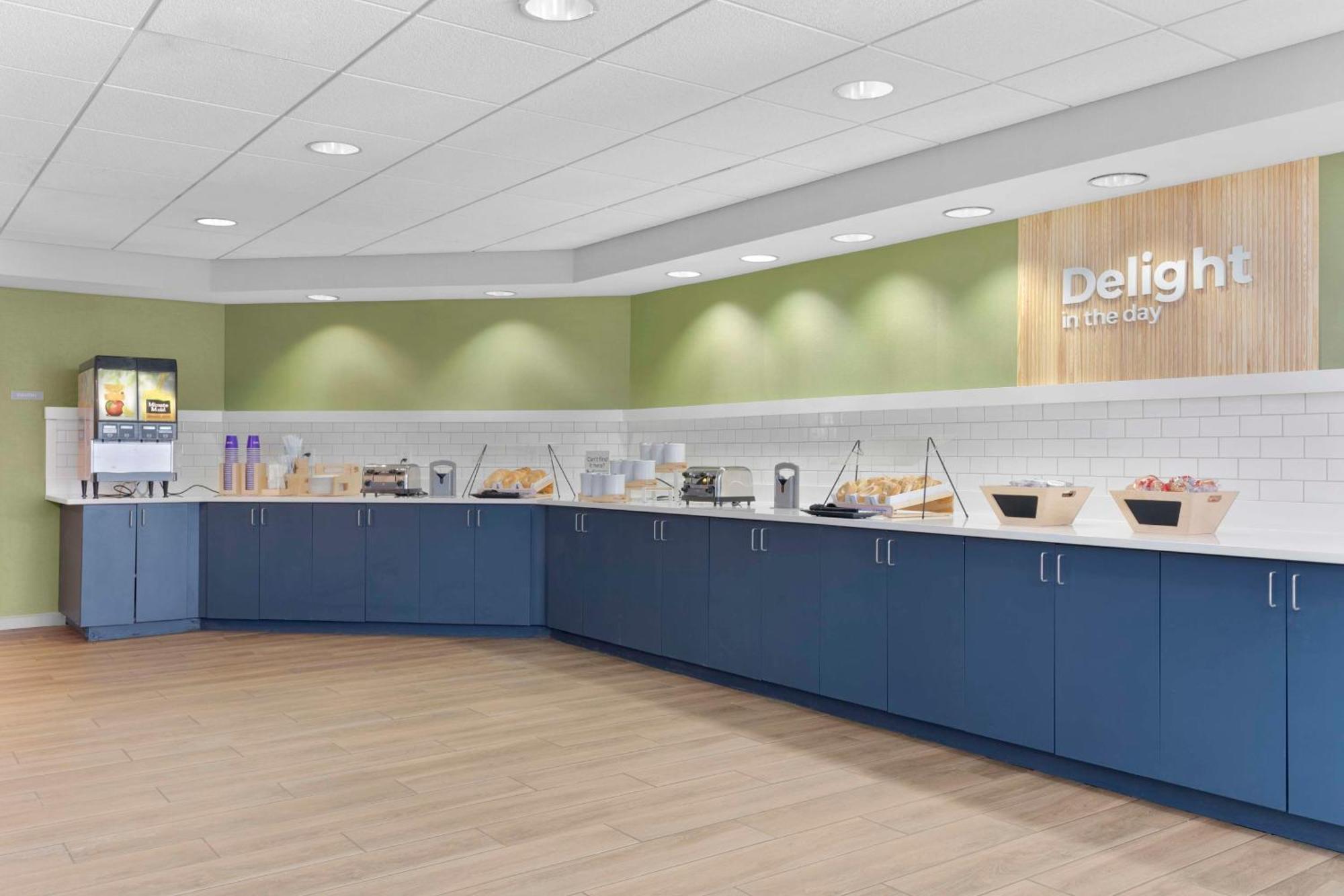 Spark By Hilton Greensboro Εξωτερικό φωτογραφία