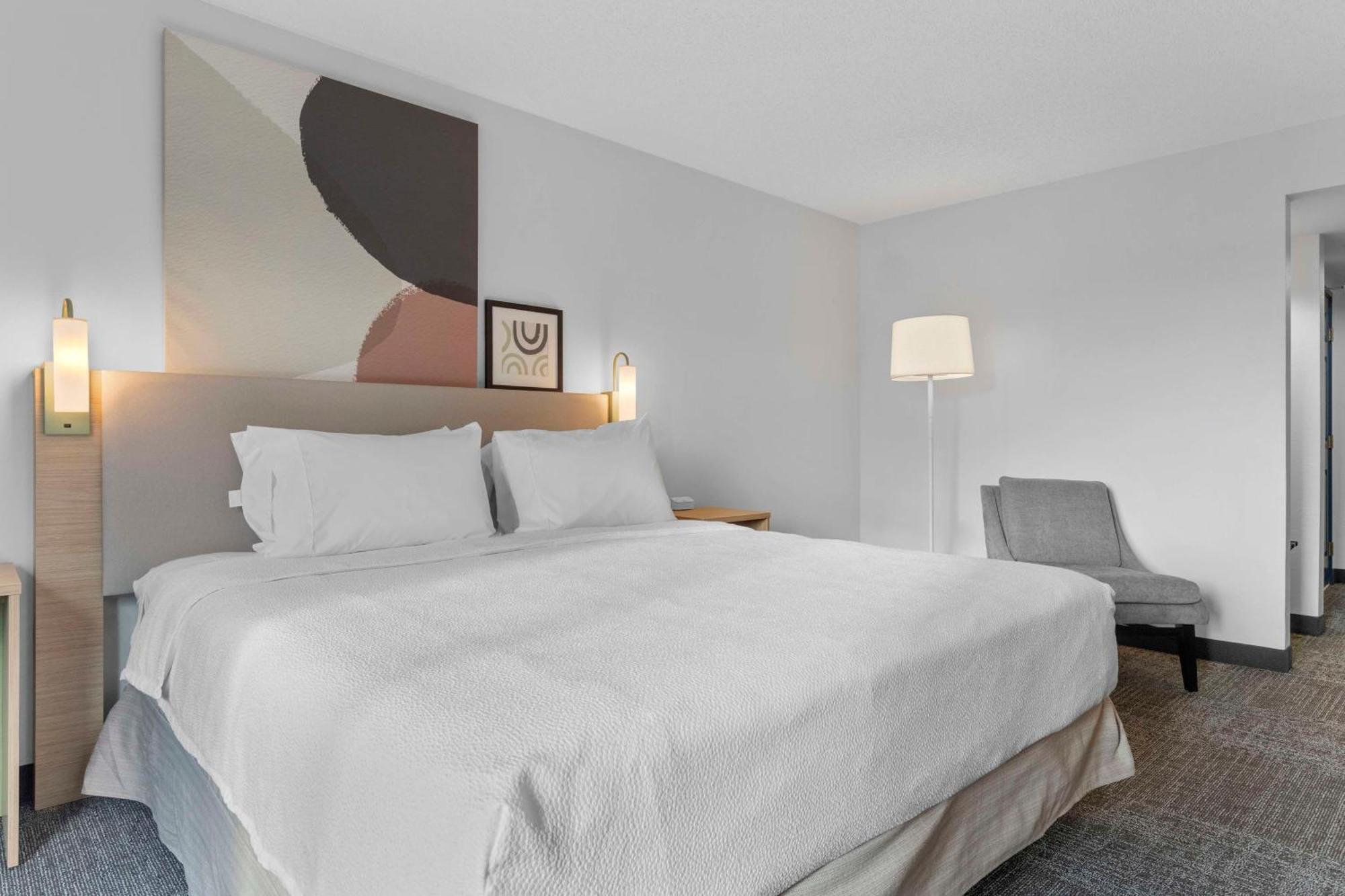 Spark By Hilton Greensboro Εξωτερικό φωτογραφία
