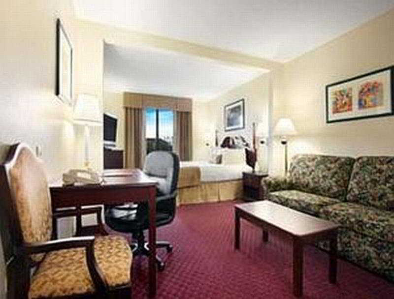 Spark By Hilton Greensboro Εξωτερικό φωτογραφία